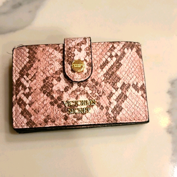Victoria Secret Card Case - Picture 1 of 4